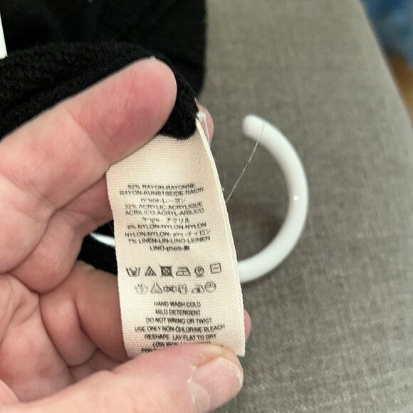 Free People classic black knit sweater‎ tunic size small - Picture 8 of 8